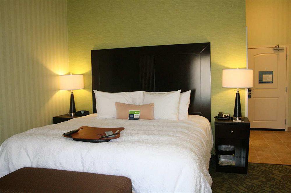 Hampton Inn Detroit Roseville Clinton Township Rom bilde