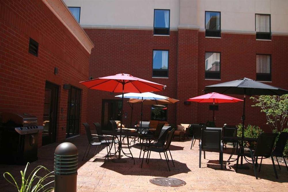 Hampton Inn Detroit Roseville Clinton Township Restaurant bilde
