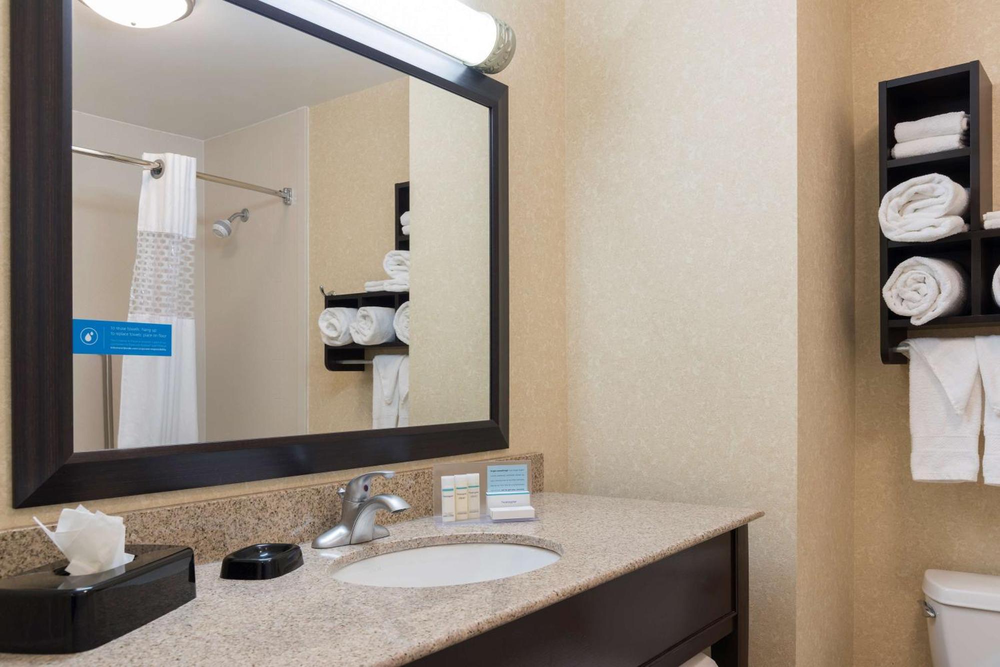 Hampton Inn Detroit Roseville Clinton Township Eksteriør bilde