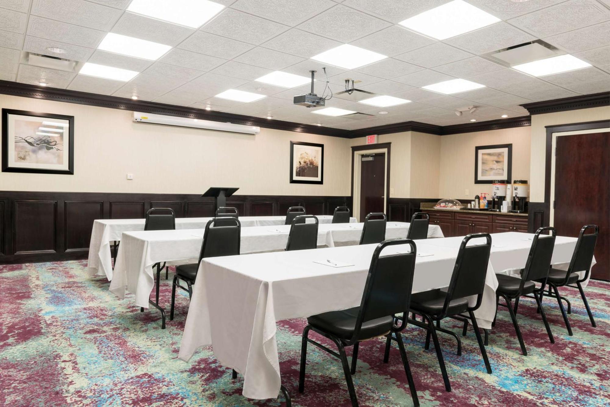 Hampton Inn Detroit Roseville Clinton Township Eksteriør bilde