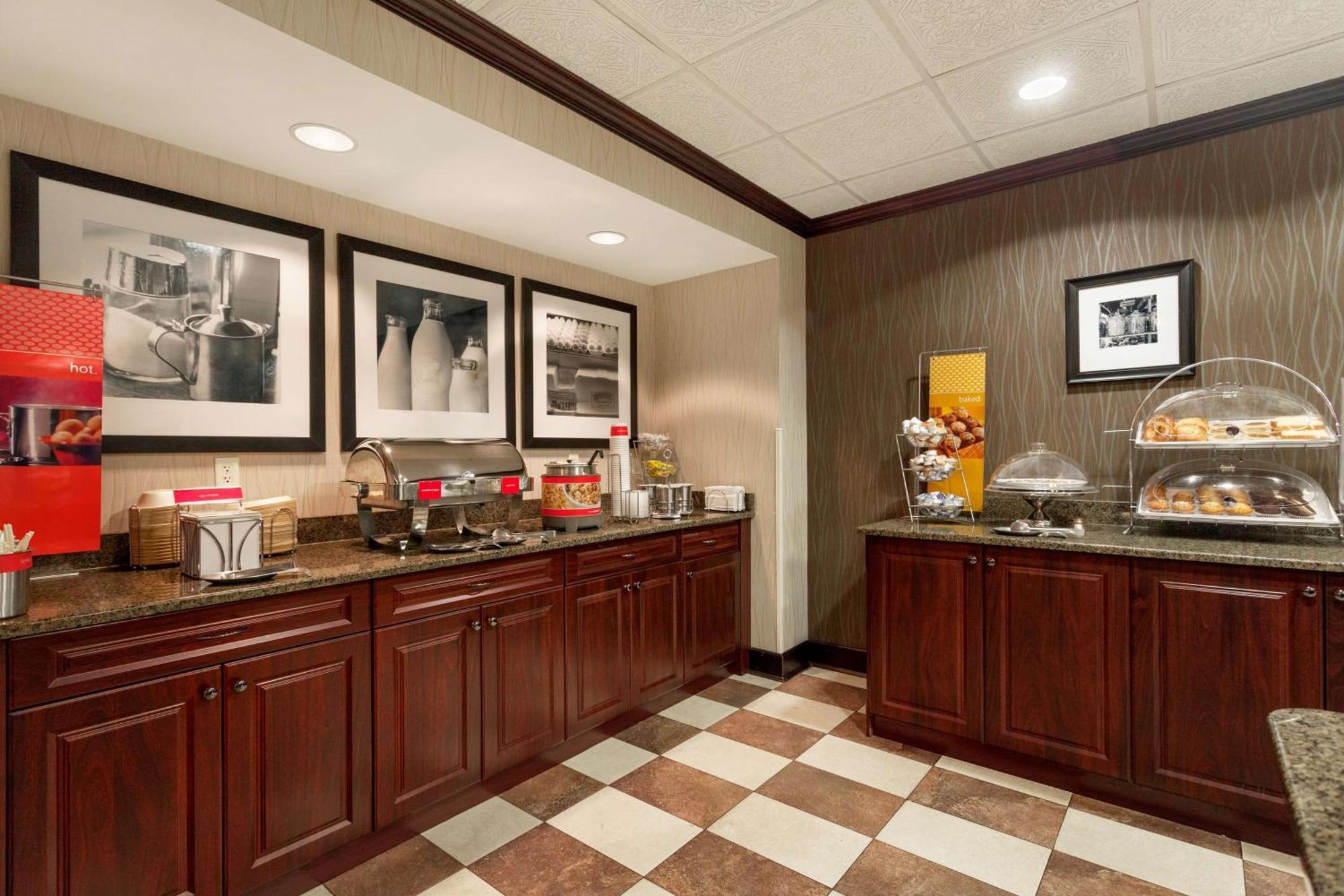 Hampton Inn Detroit Roseville Clinton Township Eksteriør bilde